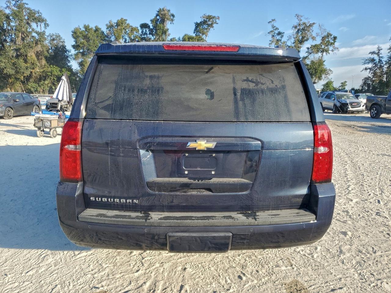 2019 Chevrolet Suburban C1500 Lt - Фото 6