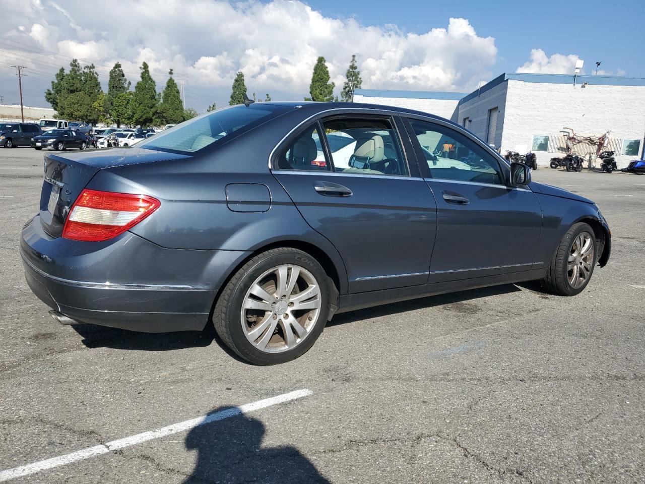 2009 Mercedes-Benz C 300 - Image 3