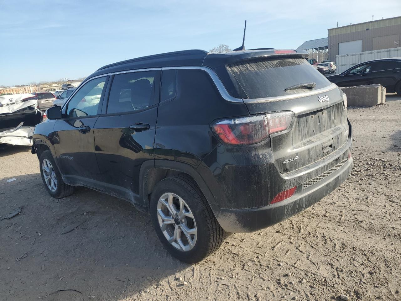 2025 Jeep Compass Latitude - Image 2