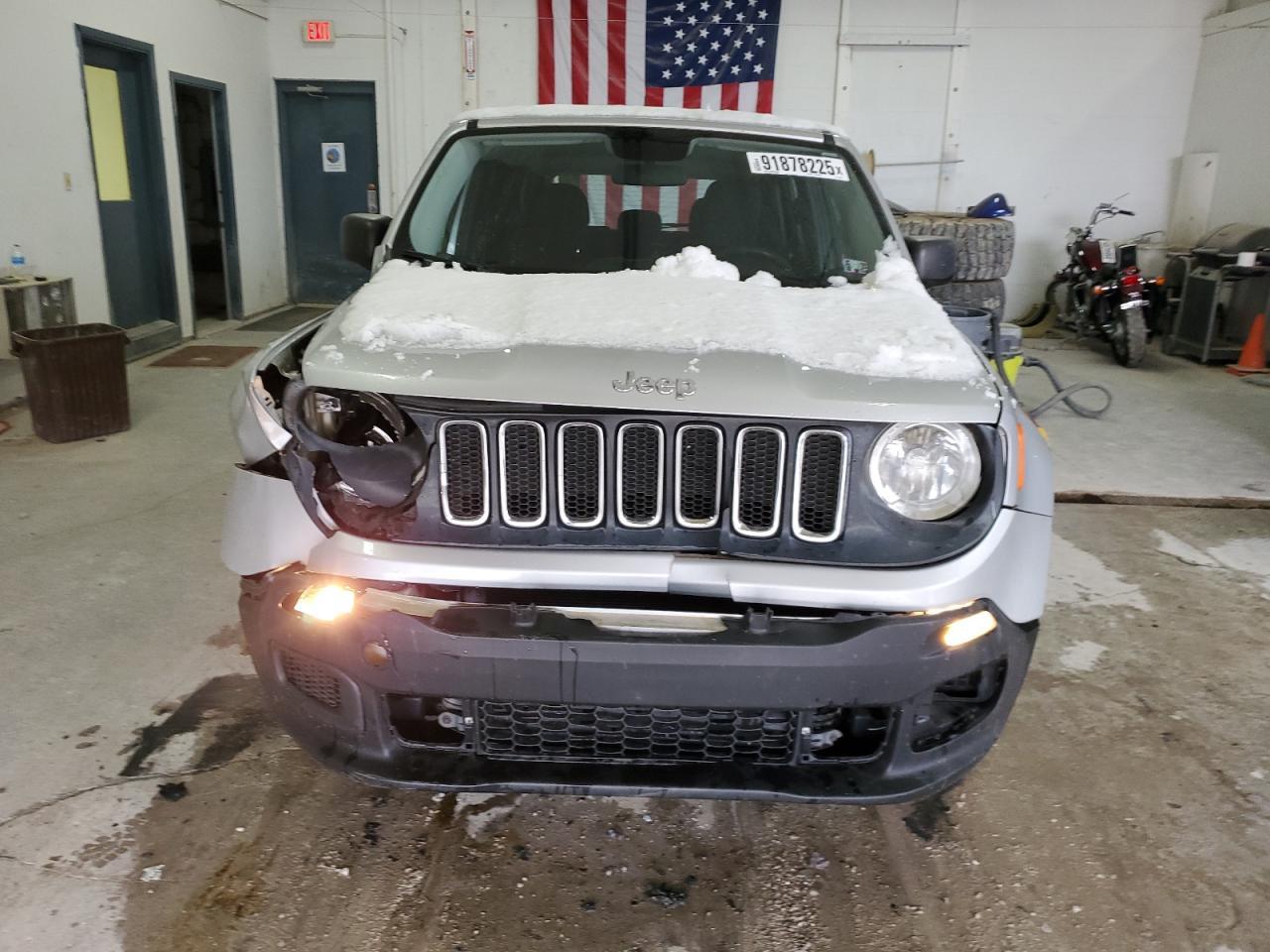 2016 Jeep Renegade Sport - Image 5
