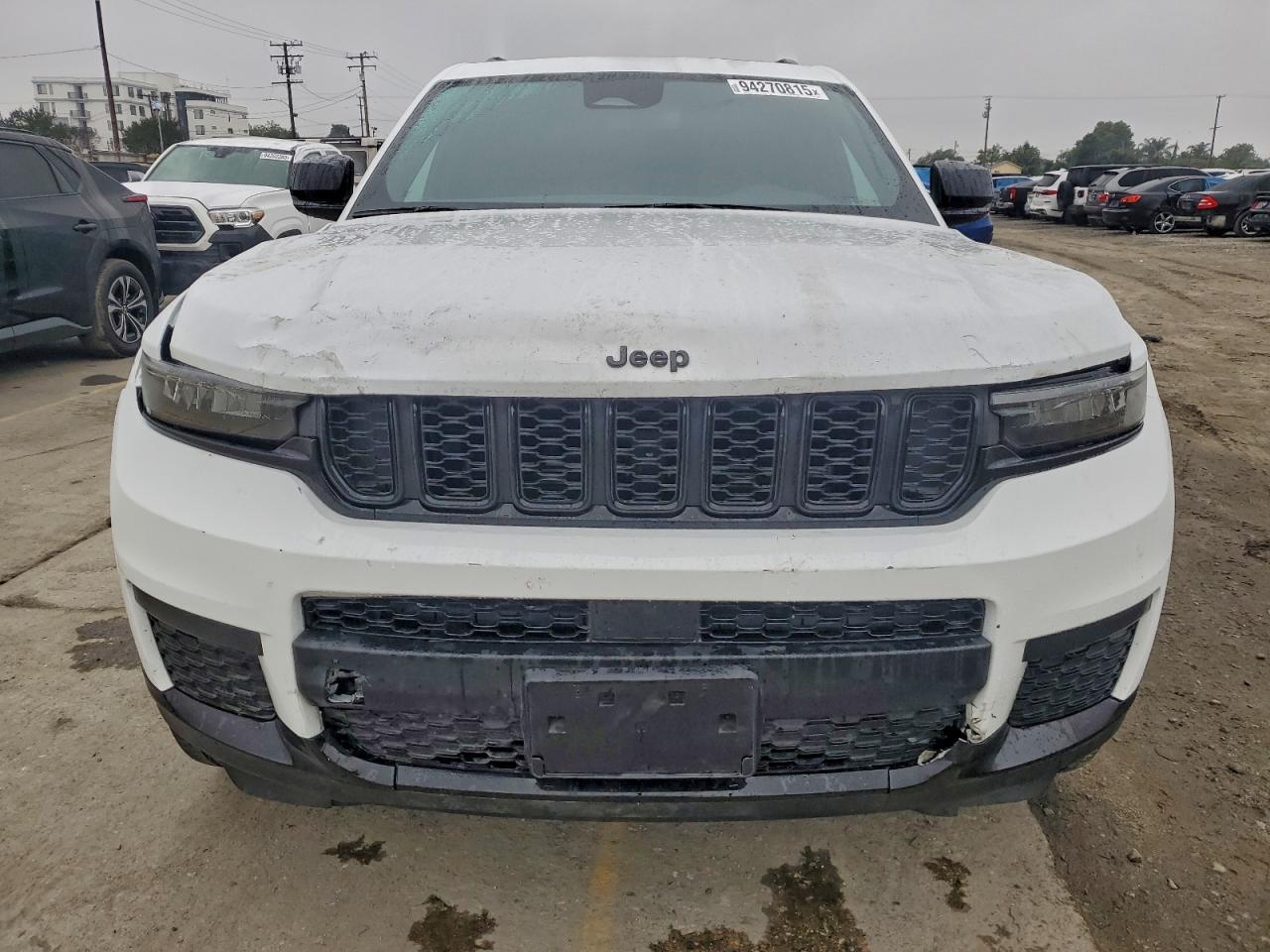 2023 Jeep Grand Cherokee L Laredo - Image 5