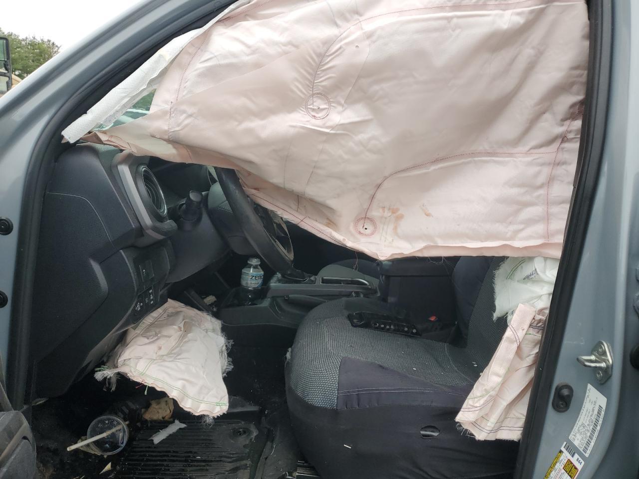 2020 Toyota Tacoma Double Cab - Image 7