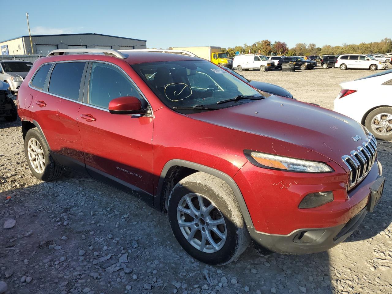 2016 Jeep Cherokee Latitude - Image 4