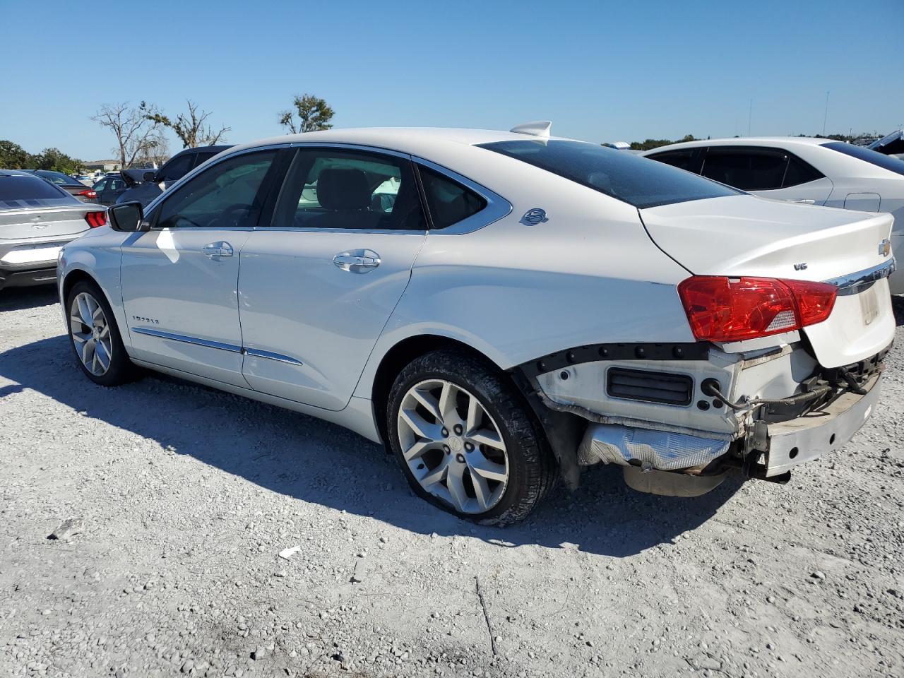 2018 Chevrolet Impala Premier - Фото 2