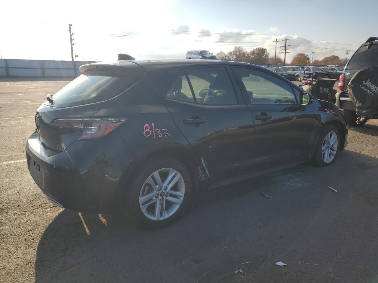 2020 Toyota Corolla Se - Фото 3