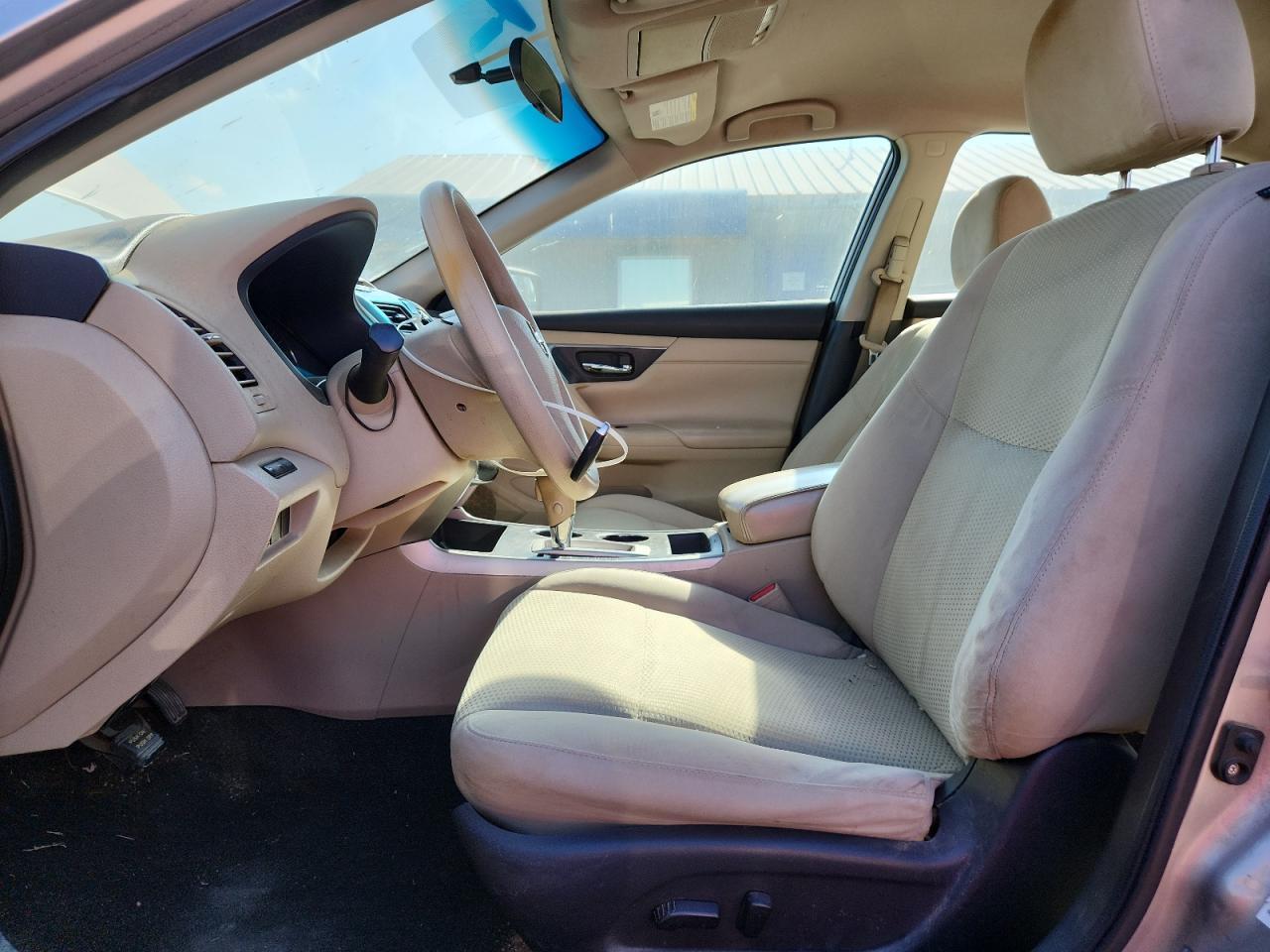 2015 Nissan Altima 2.5 S - Image 7