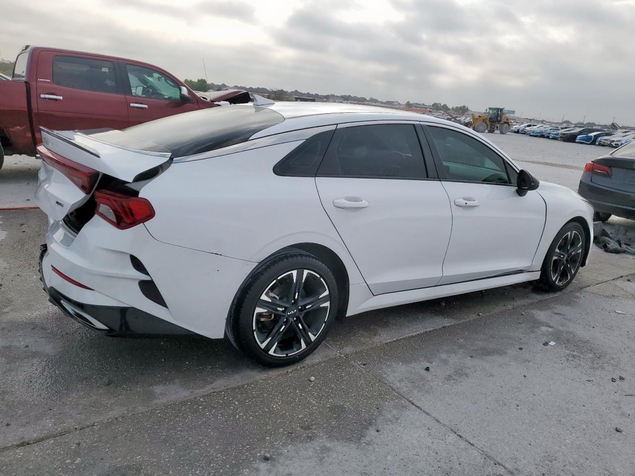 2023 Kia K5 Gt-Line - Image 3