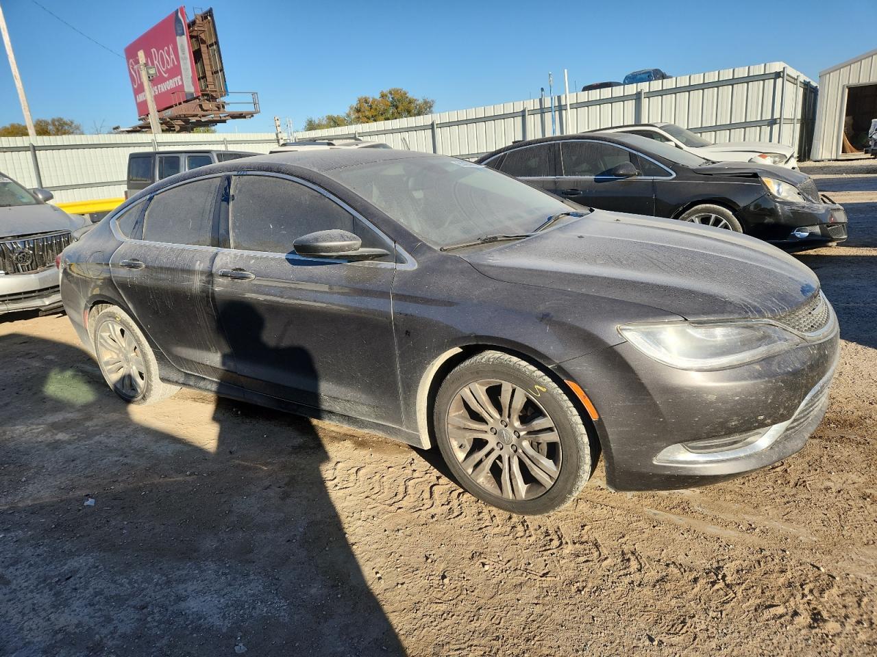 2015 Chrysler 200 Limited - Фото 4