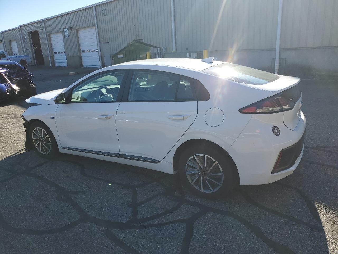 2020 Hyundai Ioniq Electric Se - Фото 2