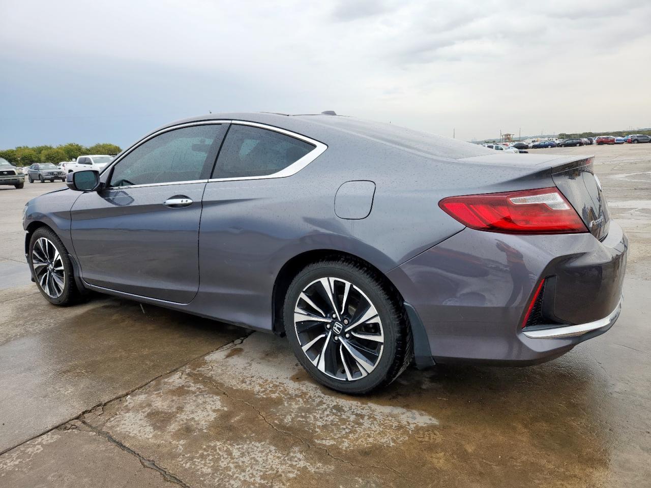 2017 Honda Accord Ex - Image 2