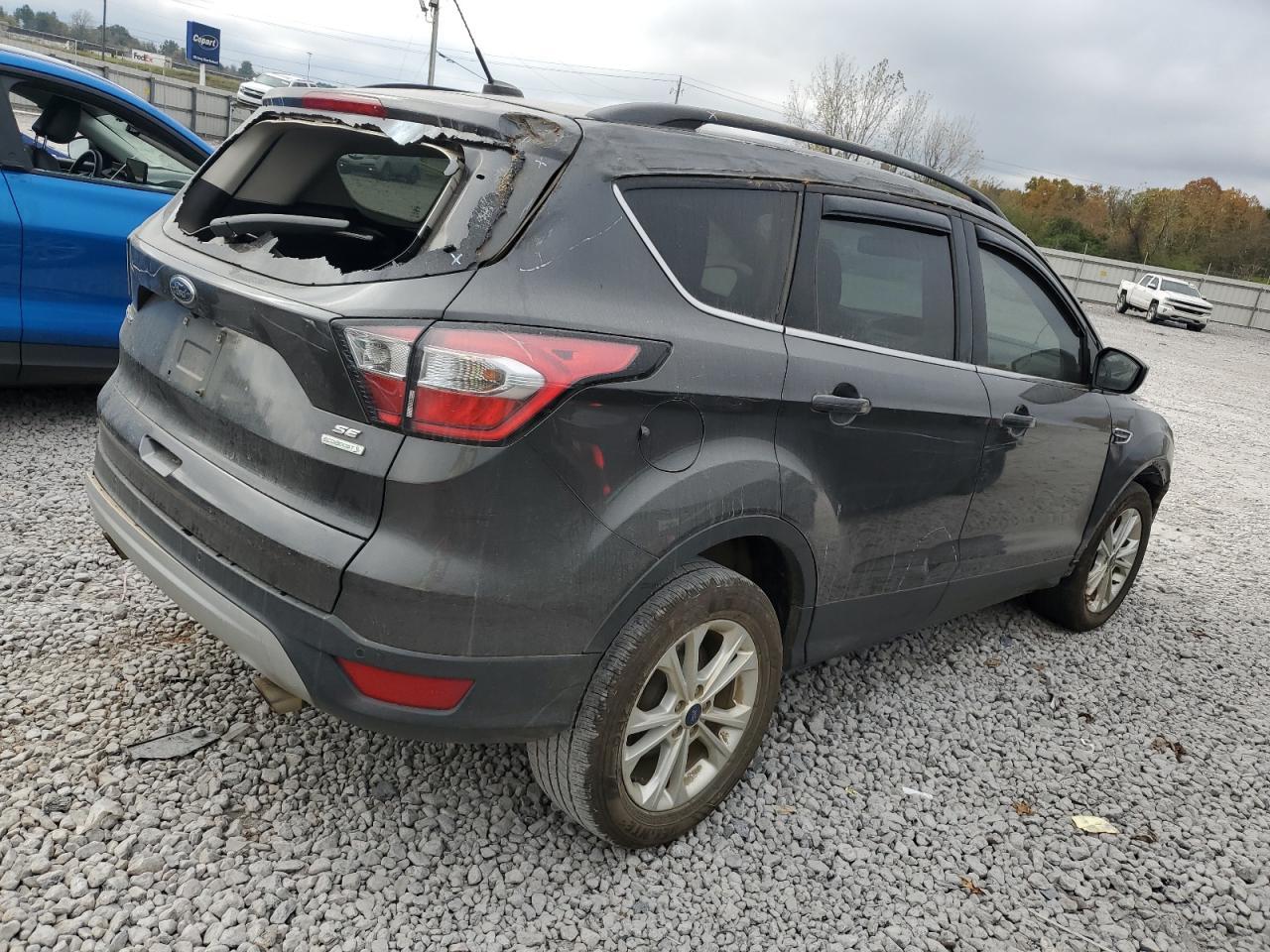 2018 Ford Escape Se - Фото 3