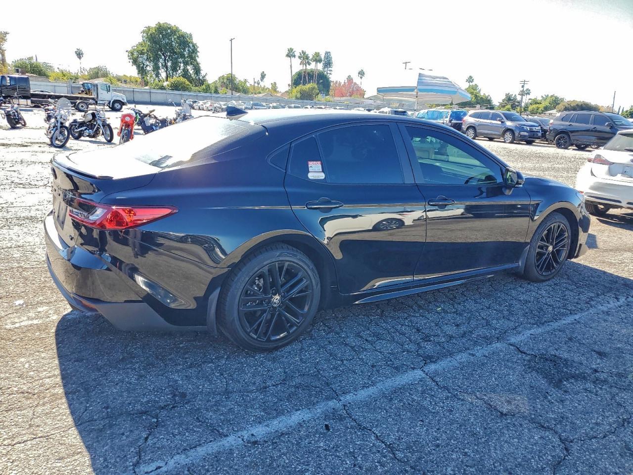 2025 Toyota Camry Xse - Image 3