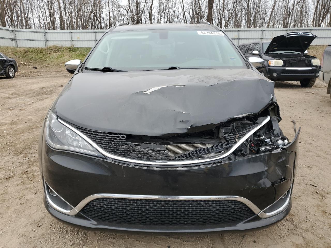 2020 Chrysler Pacifica Limited - Фото 5