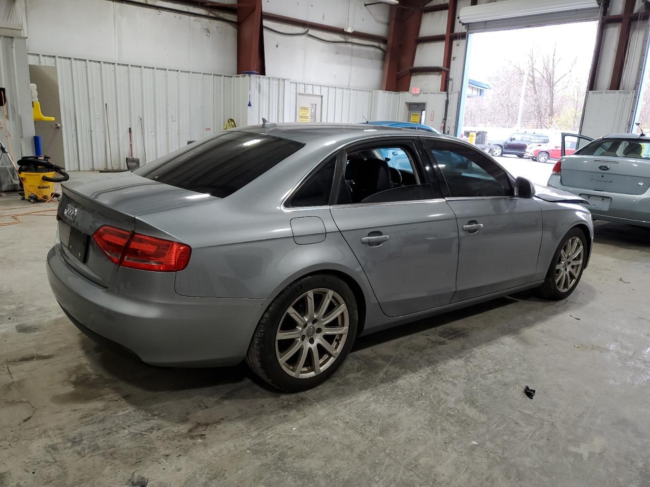 2009 Audi A4 Premium Plus - Фото 3