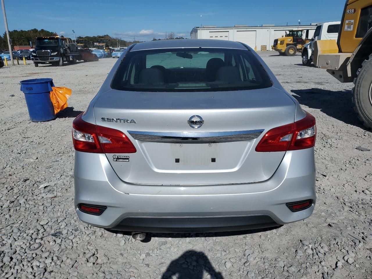 2017 Nissan Sentra S - Image 6