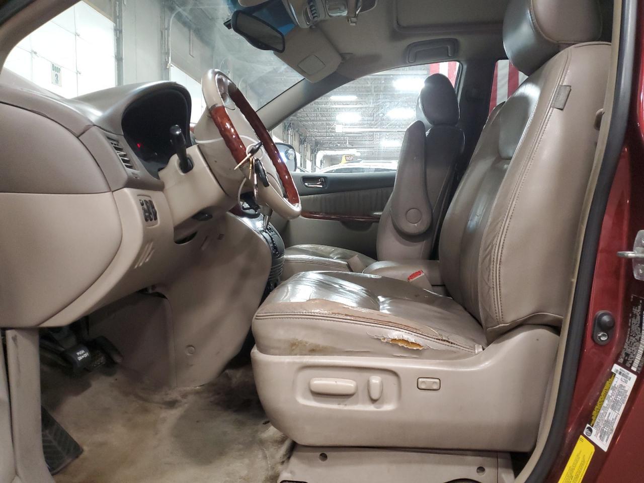 2005 Toyota Sienna Xle - Image 7