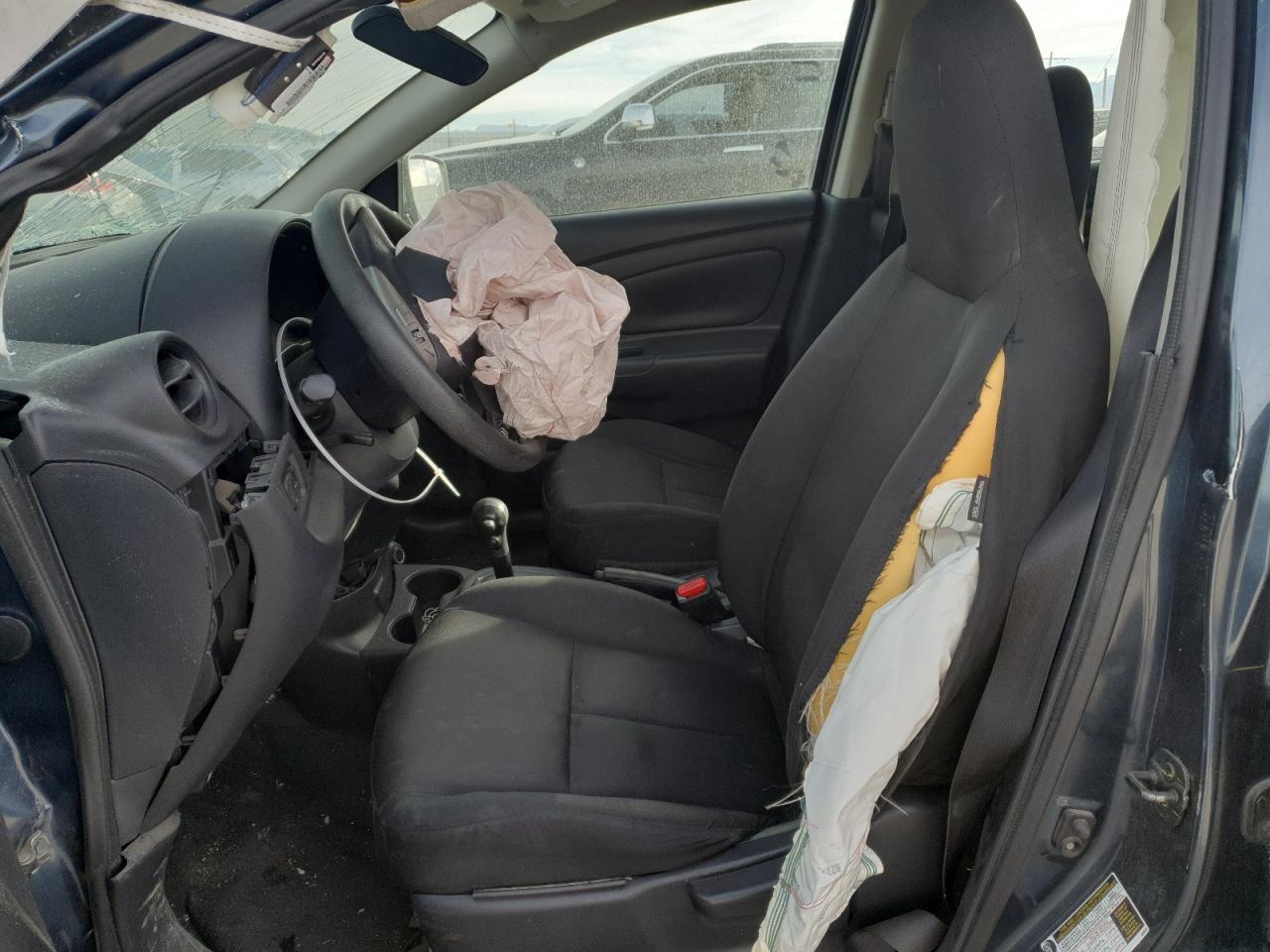 2017 Nissan Versa S - Фото 7