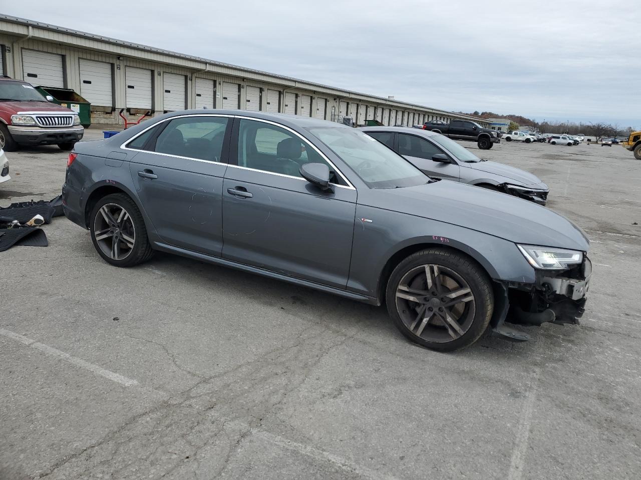 2017 Audi A4 Premium Plus - Фото 4