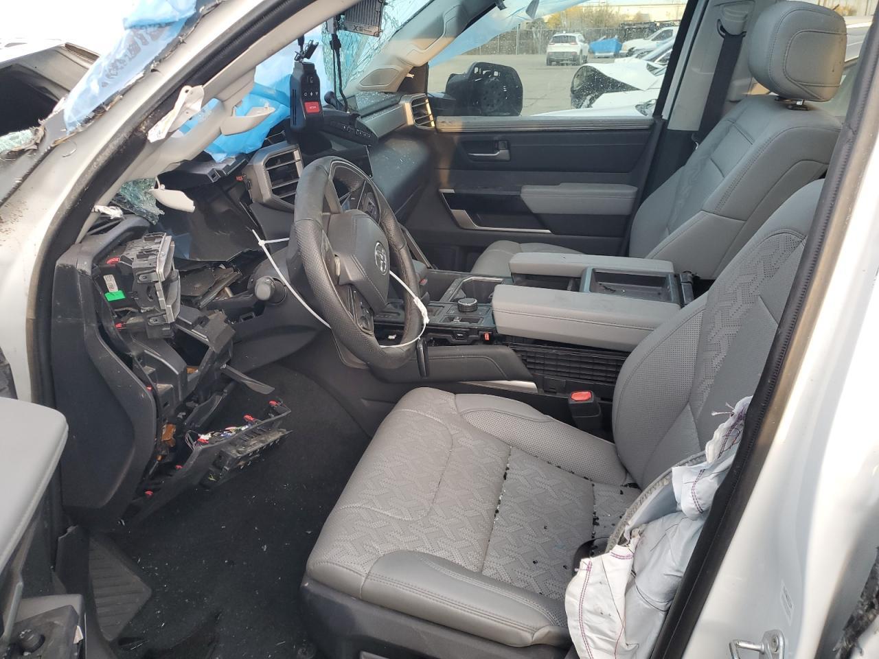 2024 Toyota Tundra Crewmax Limited - Фото 7