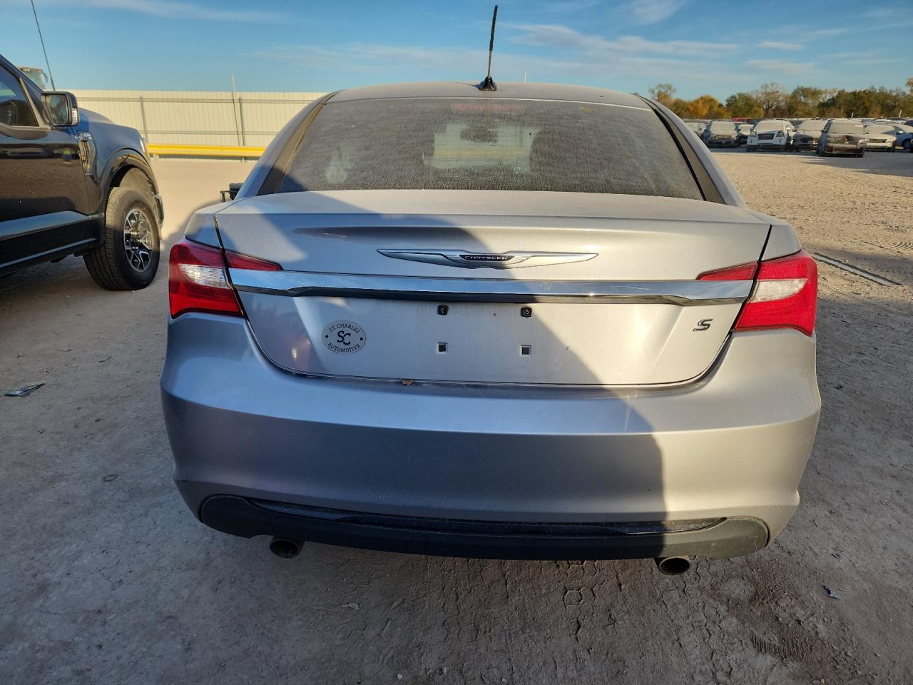2013 Chrysler 200 Limited - Image 6