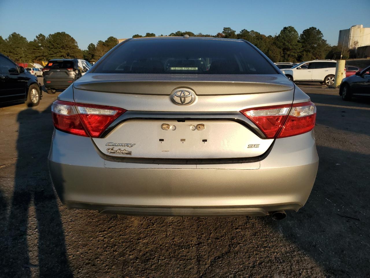 2016 Toyota Camry Le - Фото 6