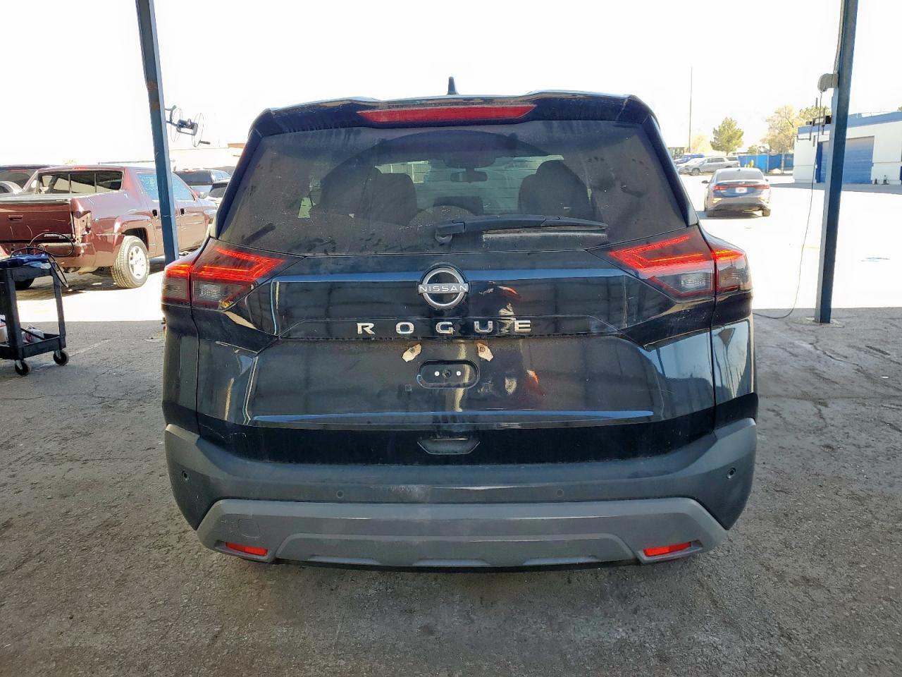 2023 Nissan Rogue S - Image 6