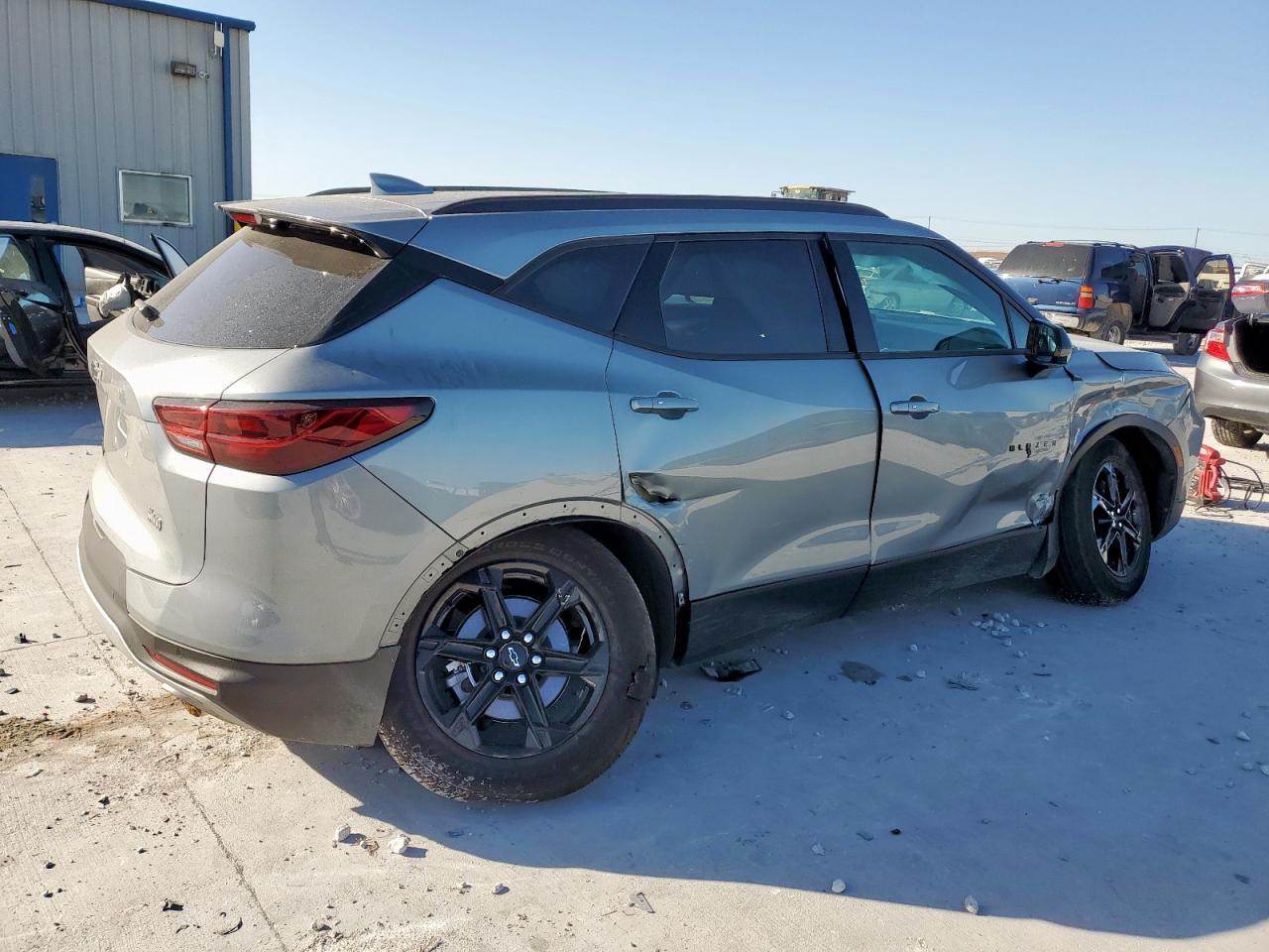 2025 Chevrolet Blazer 2Lt - Фото 3