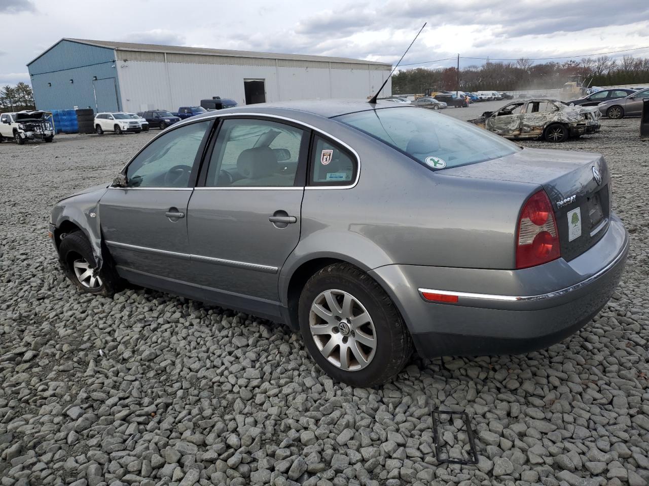 2003 Volkswagen Passat Gls - Фото 2