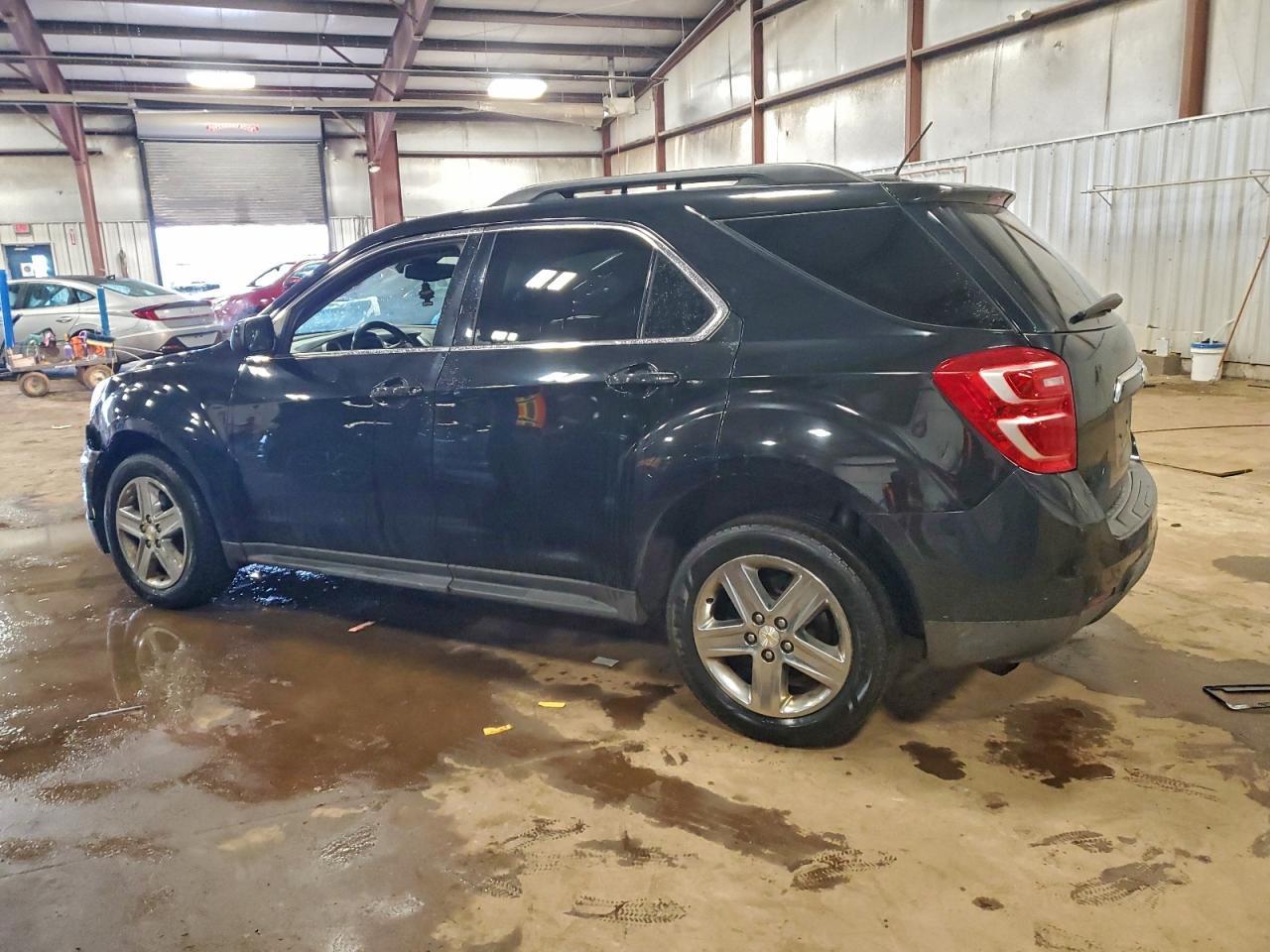 2016 Chevrolet Equinox Lt - Image 2