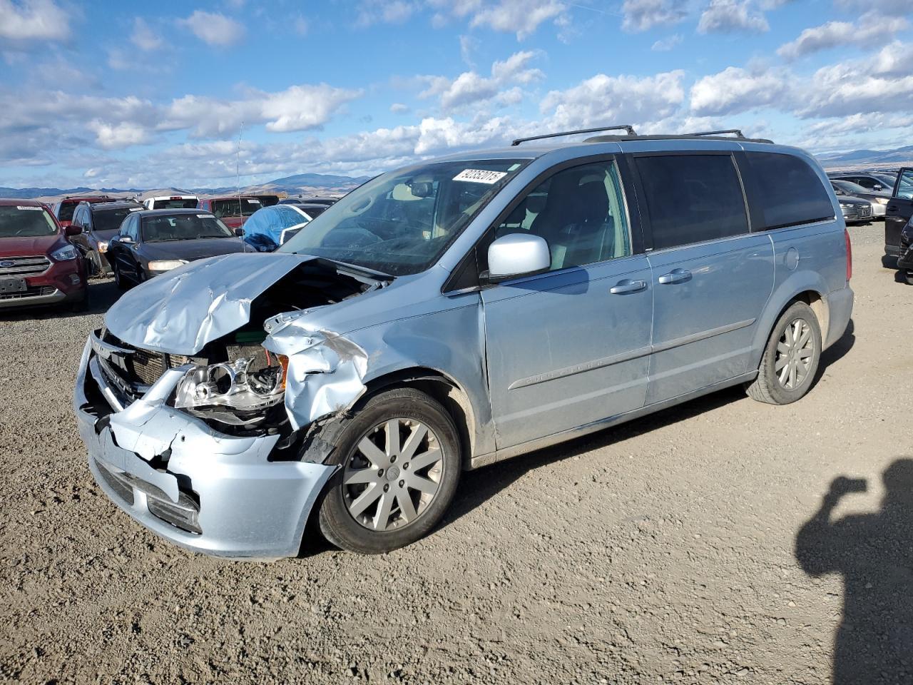 2013 Chrysler Town & Country Touring