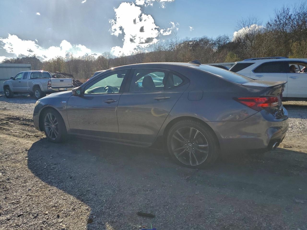 2018 Acura Tlx Tech+A - Фото 2