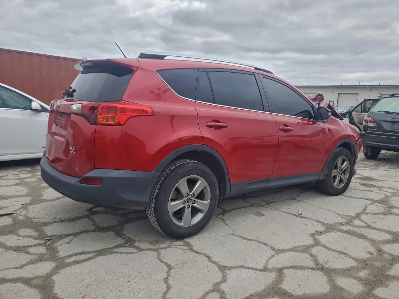 2015 Toyota Rav4 Xle - Фото 3