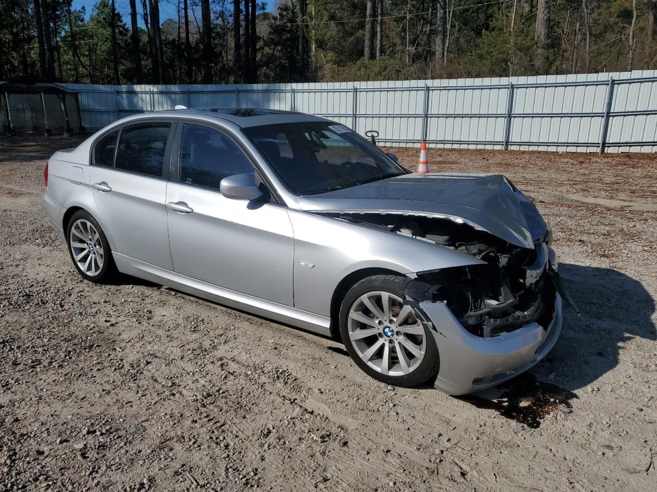 2011 BMW 328 I - Фото 4