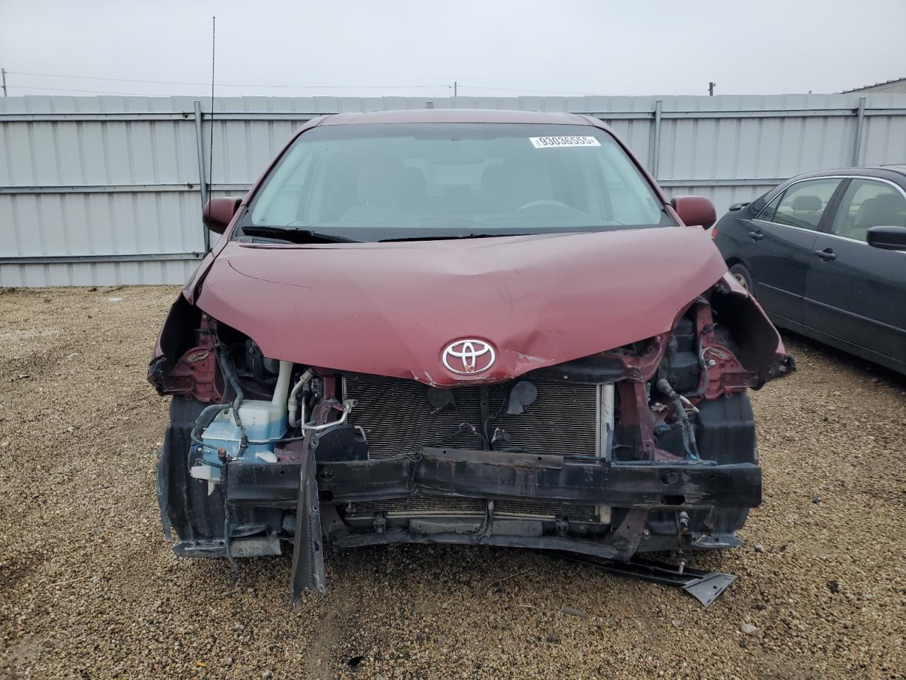 2014 Toyota Sienna Xle - Фото 5