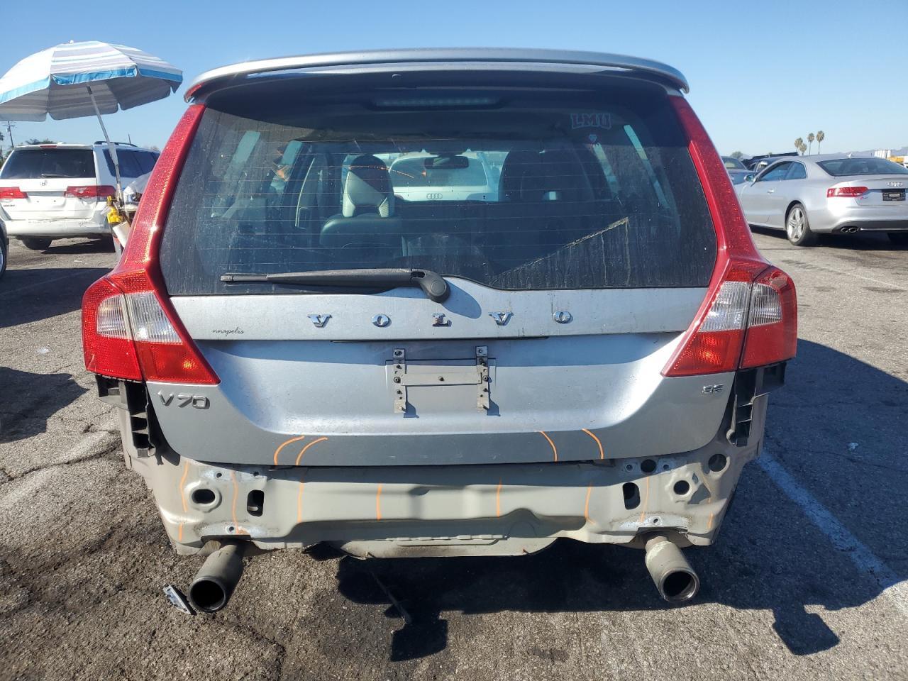 2010 Volvo V70 3.2 - Фото 6