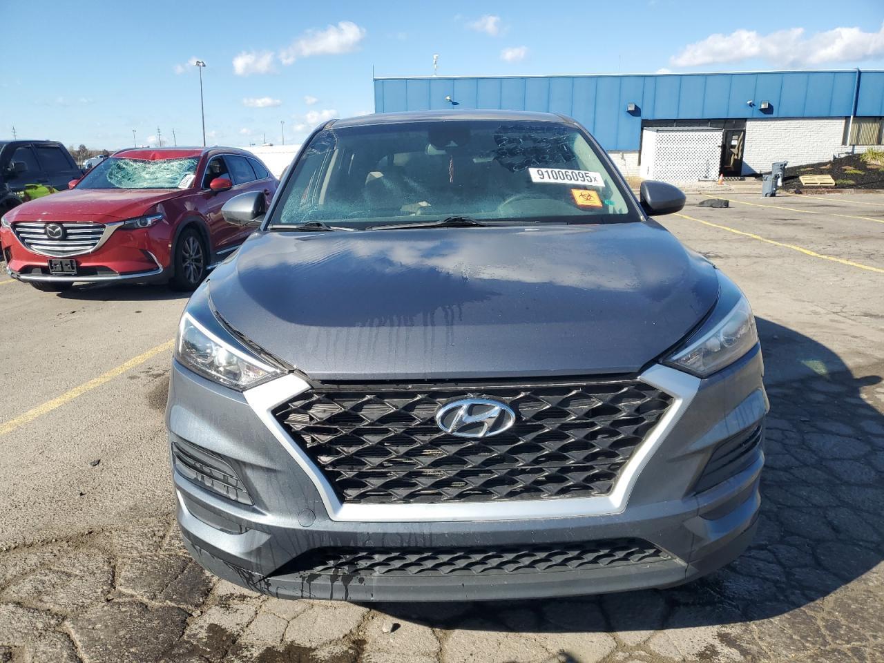 2021 Hyundai Tucson Se - Фото 5