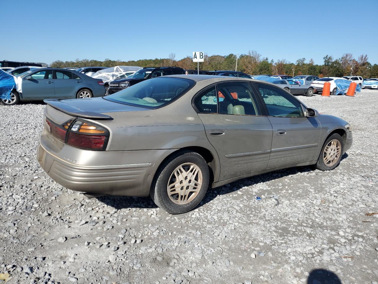 2001 Pontiac Bonneville Se - Фото 4