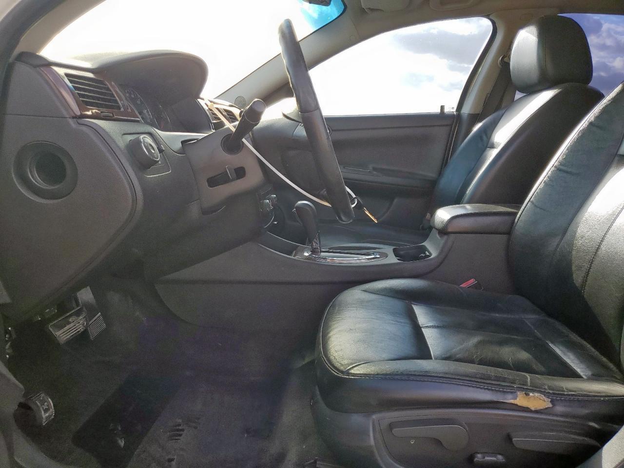 2011 Chevrolet Impala Lt - Image 7