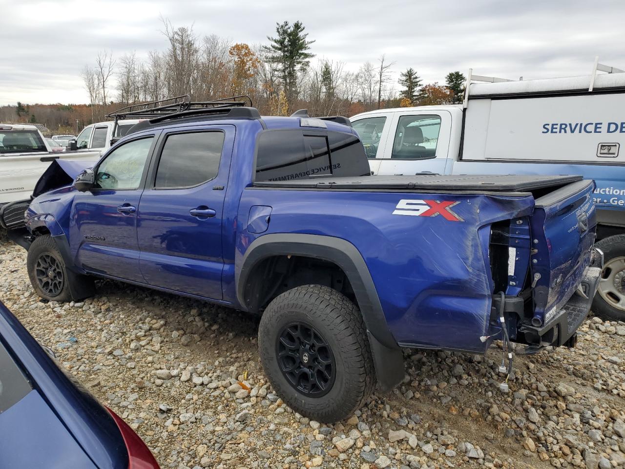2023 Toyota Tacoma Double Cab - Image 2