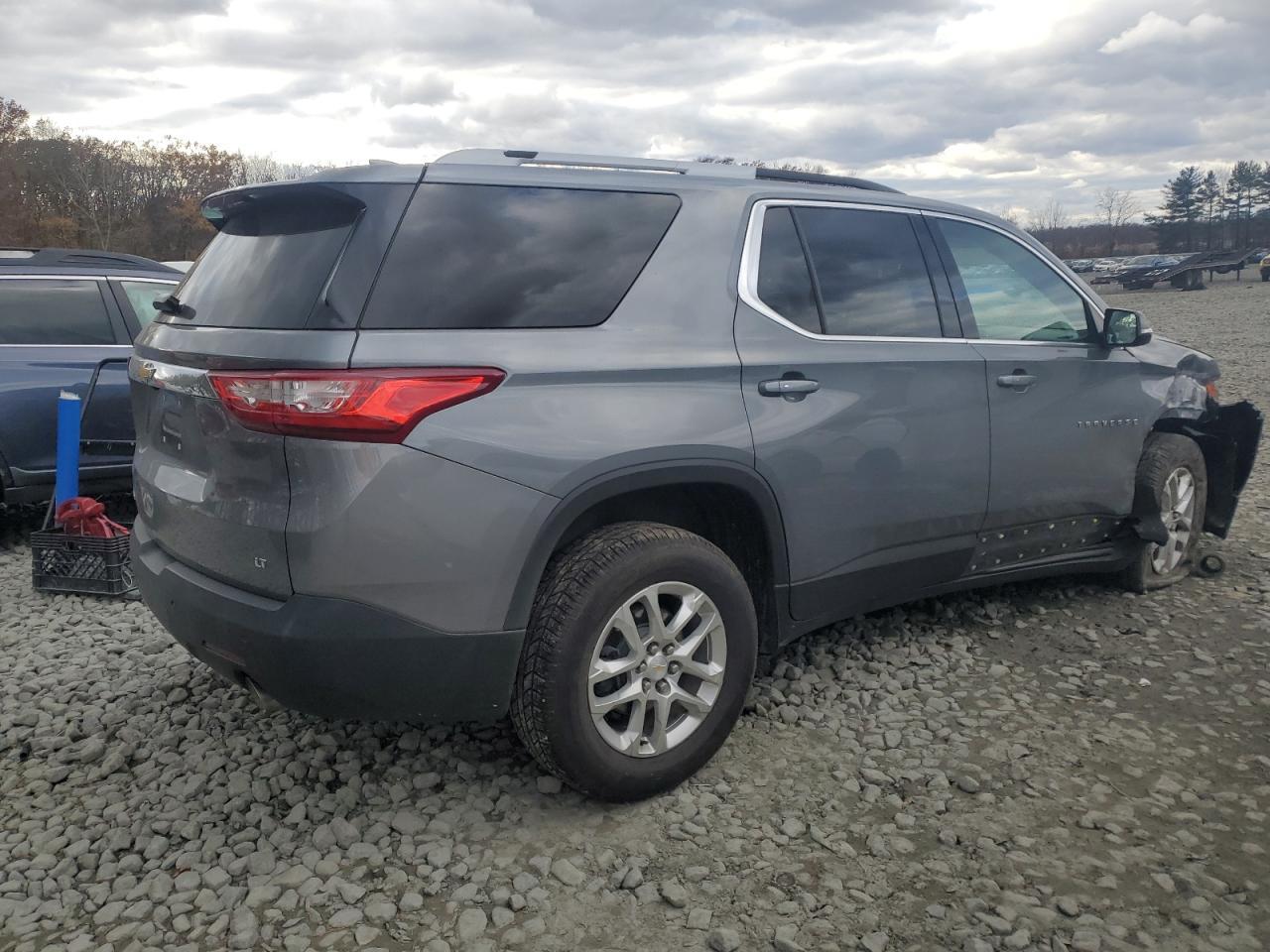 2018 Chevrolet Traverse Lt - Фото 3