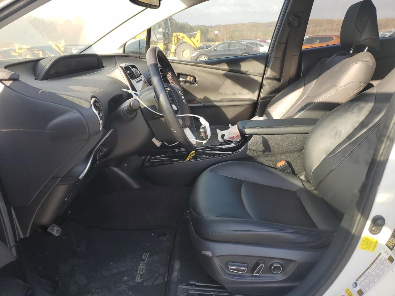 2017 Toyota Prius - Image 7