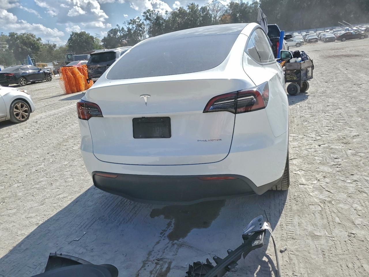 2023 Tesla Model Y - Image 6