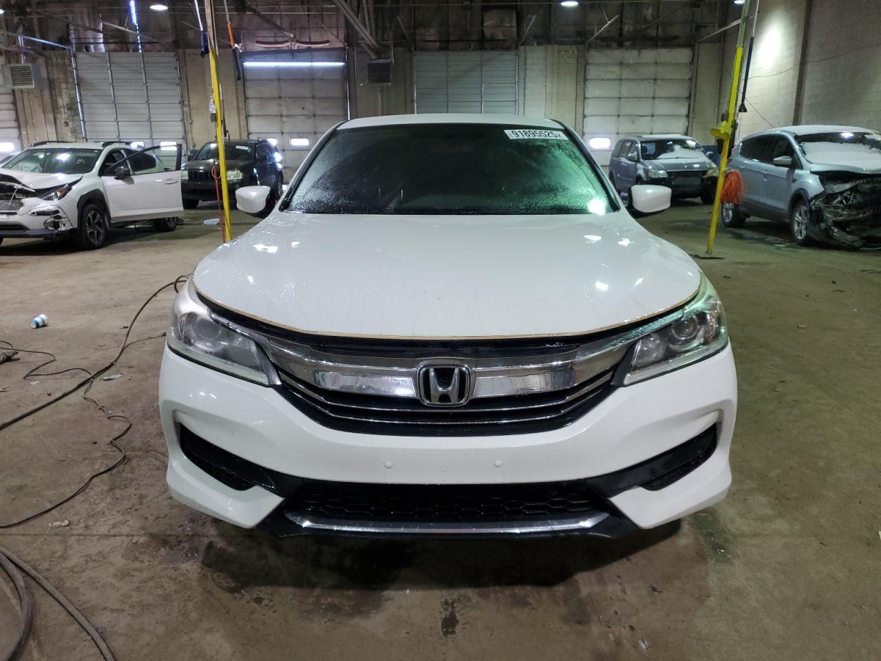 2017 Honda Accord Lx - Image 5