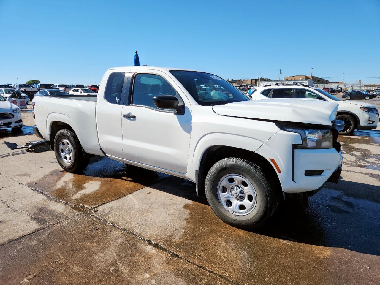 2024 Nissan Frontier S - Image 4