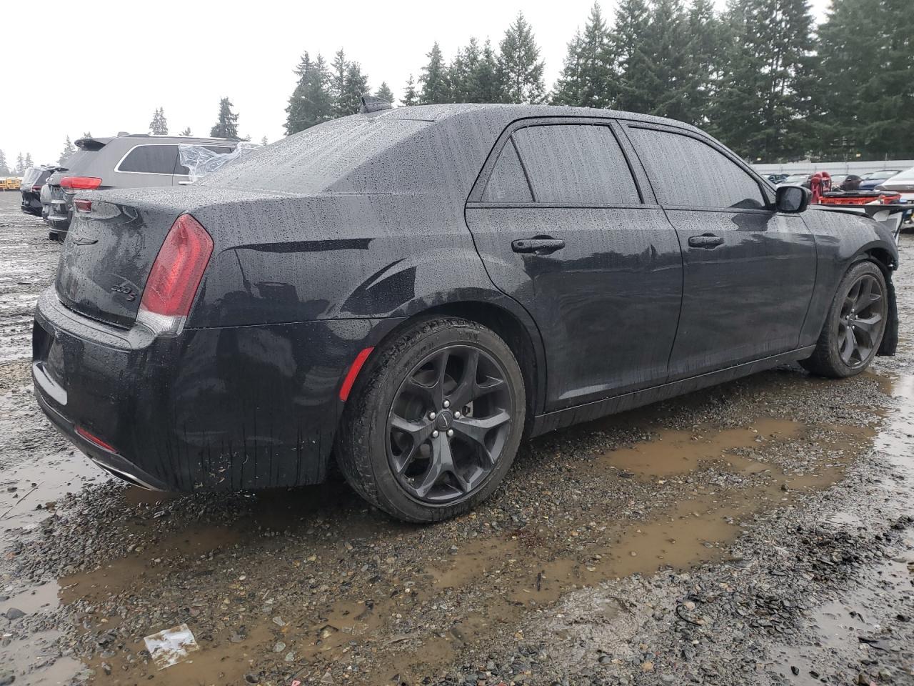 2023 Chrysler 300 S - Фото 3