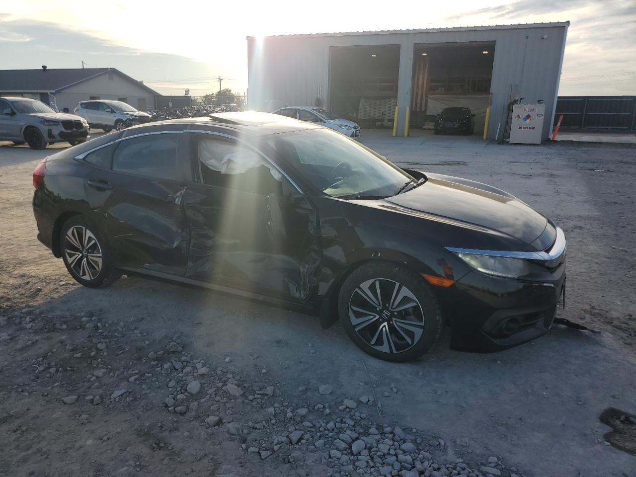 2017 Honda Civic Ex - Фото 4