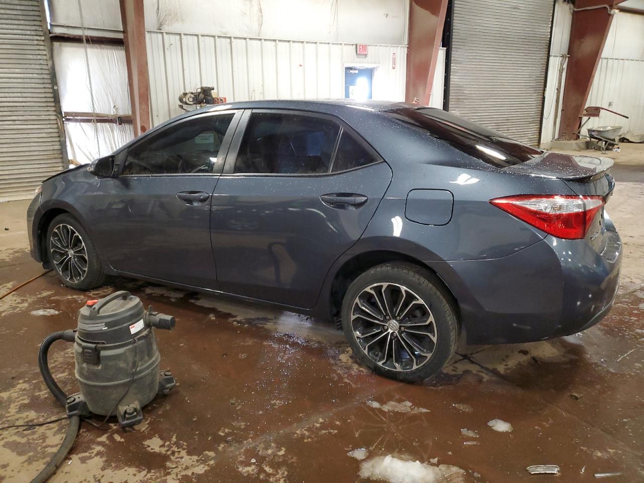 2014 Toyota Corolla L - Фото 2