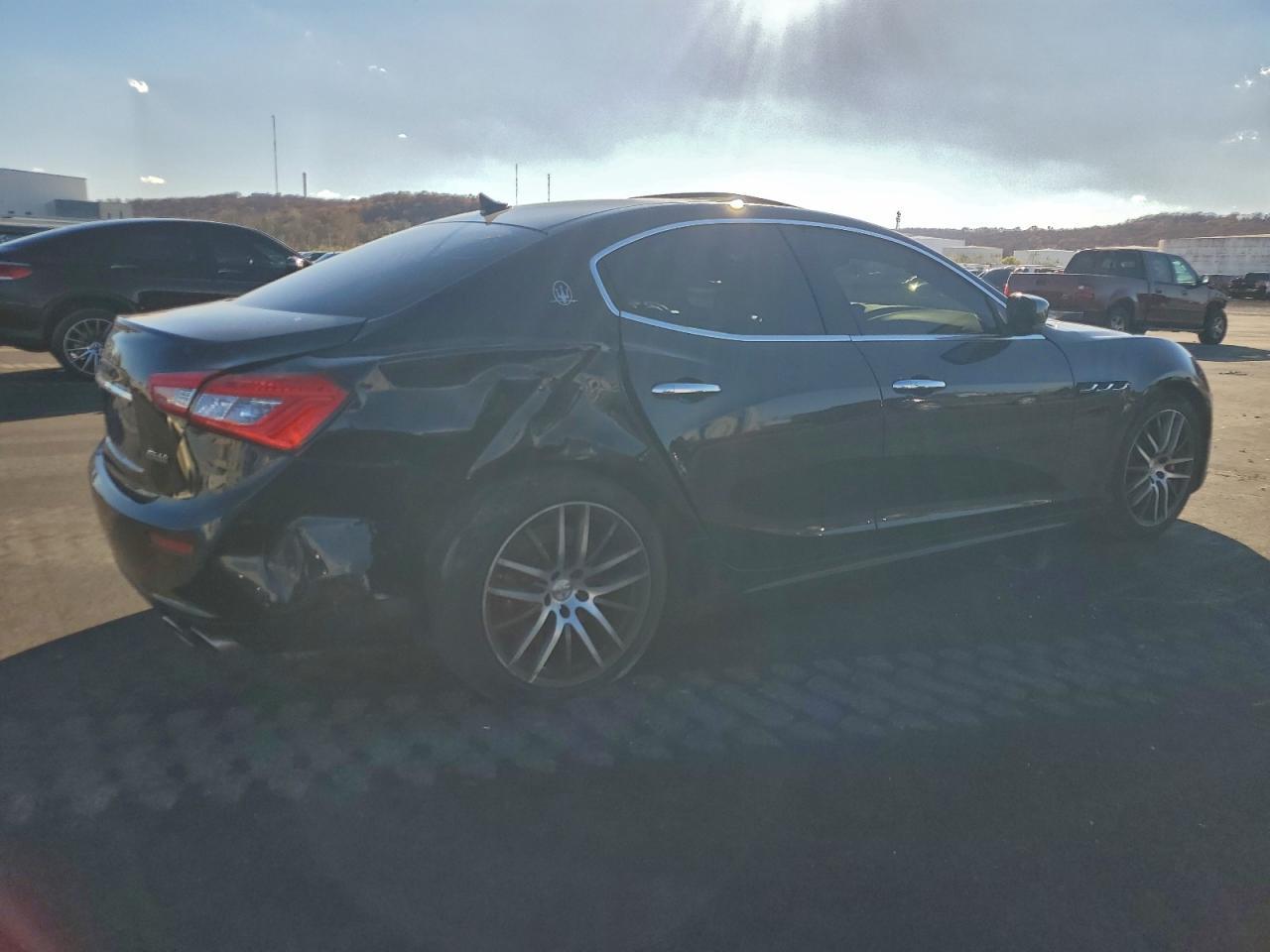 2014 Maserati Ghibli S - Image 3