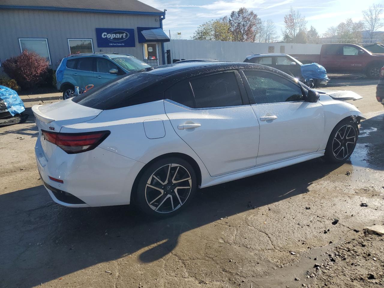 2024 Nissan Sentra Sr - Image 3