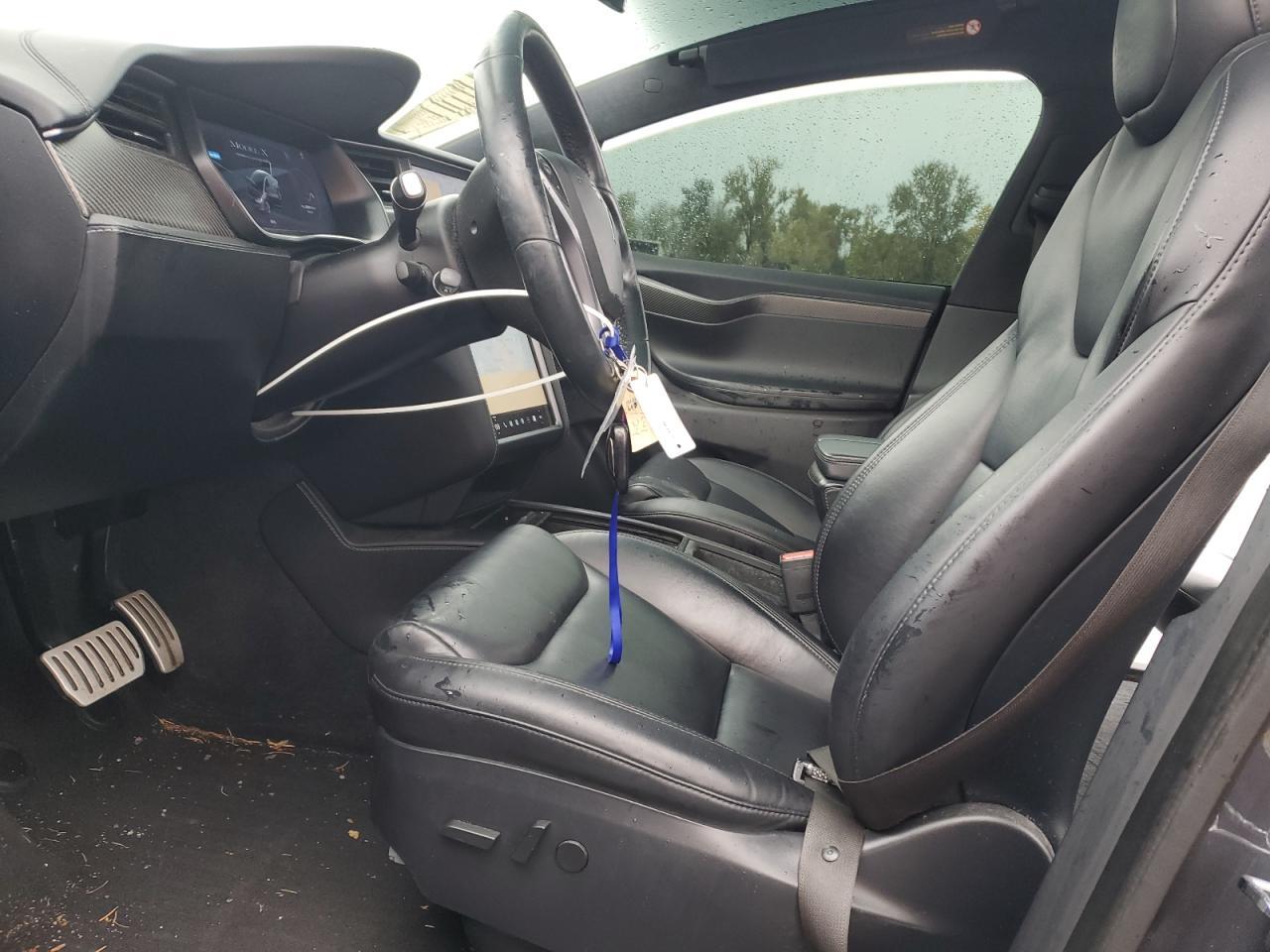 2020 Tesla Model X - Image 7